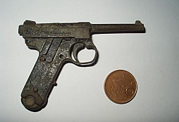 Miniaturní pistolka Nambu od Jezevce