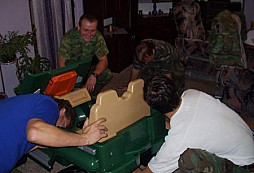 Myšáček 2004 – předání auta