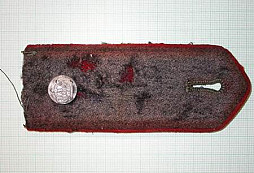 RU vojenský nárameník s knoflíkem od Krtka