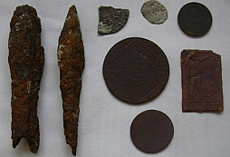 Nálezy od Doma z jednoho hezkeho pole