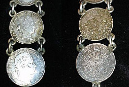 Stříbrné mince z lágru