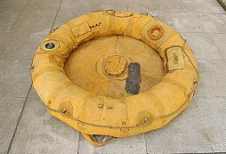 Záchraný člun  R . A . F. z 2. světové války