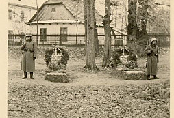 Par povalovych nalezov