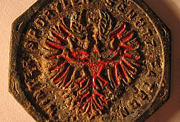 Pokračování kolem cesty