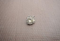 Munice, mince a drobné předměty