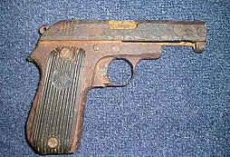 ČZ1927 se spodkem francouzské 0UNIQE