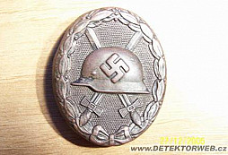 Vyznamenanie a odznaky