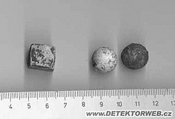 Olověné koule a krychle