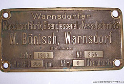 Fotka a štítek z půdy