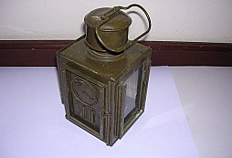 Identifikácia vojenského lampášu