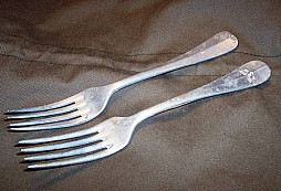 První bráchovy nálezy