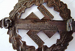 Odznak SA č. II od Sing-Singa