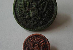 Nález knoflíku US army