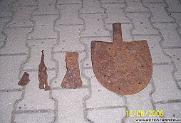 První nálezy od Snoopyho  a Rendyho