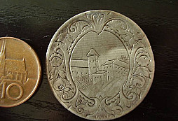 Sin-Singovo stříbrné ufo