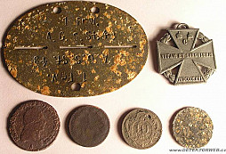 První nálezy od Banána