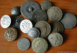 Trocha knoflíků, WW2 a Ufo