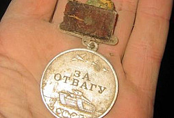 Za odvahu v bitvě u Orla