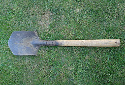 Sousedova polní lopatka