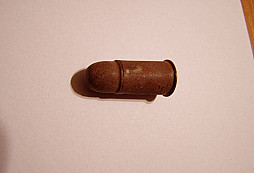 Prosím o určení náboje