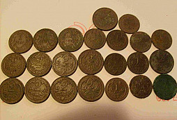 Ob. cesta přes kterou je teď pole