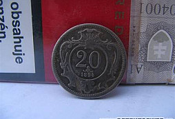 Uroda z poli, luk  a lesov