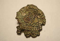 Odznáček a medaile