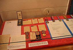 Plk. František Truhlář 3.12. 1946 - 3.12. 2006