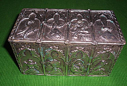 Stříbrná krabička