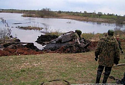 Nález tanku T-34/76 v Rusku (3.5.2007)