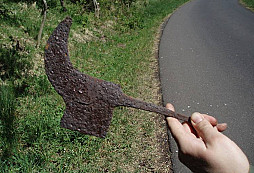 Nález