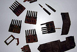 Trocha munice i jiného