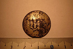 Prosím o určení knoflíku