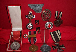 Těžítka, odznaky, medaile