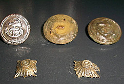 Prosím o určení knoflíků