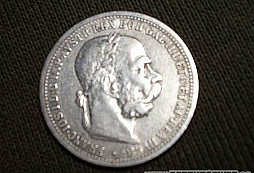 Pět korunek v drobnejch a korunka navíc