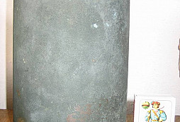 Jarní úklid chaty i lesa