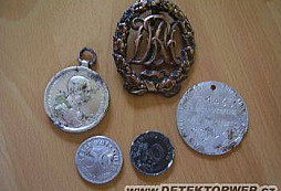 Čtyři hodinky hledání