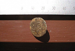 Knoflík - arzenbronz?