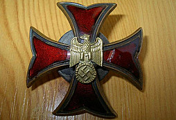 Neznámý válečný kříž