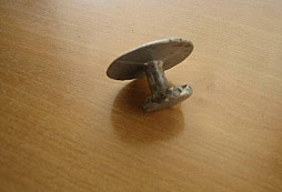 Nález