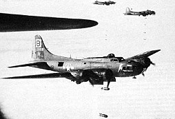 Prostřelená klapka z B-17
