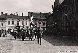 Návštěva Himlera a Hitlera, SS veselka a další