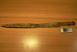 Nález