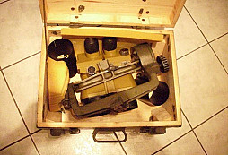 DOPPELFERNROHR 10x80