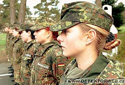 Ženy v uniforme - foto X. - Nemecko