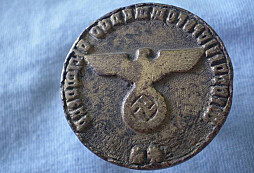 Pečetidlo nebo  štempl?