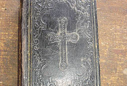 Fajfky a nějaké jiné věci z půdy