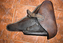 Pouzdro P.08 + CPO z půdy