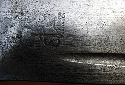 Poprosím o určení. Kdo ho nosil?